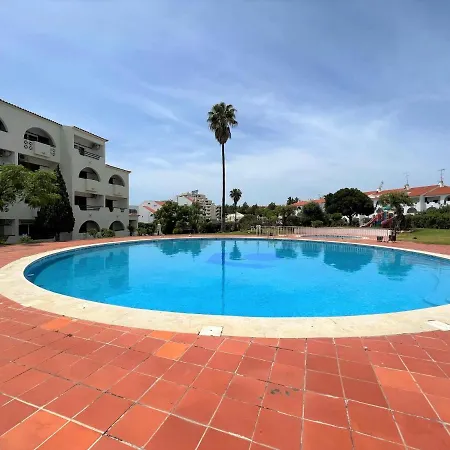 Apartment Twins 2 With Pool By Homing Albufeira