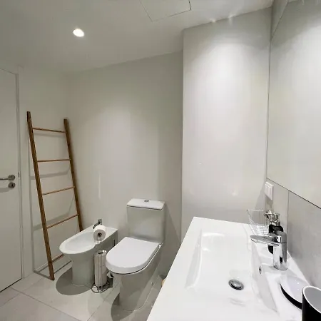 Apartment Twins 2 With Pool By Homing