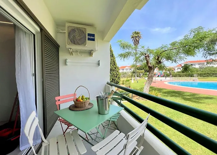 Apartment Twins 2 With Pool By Homing