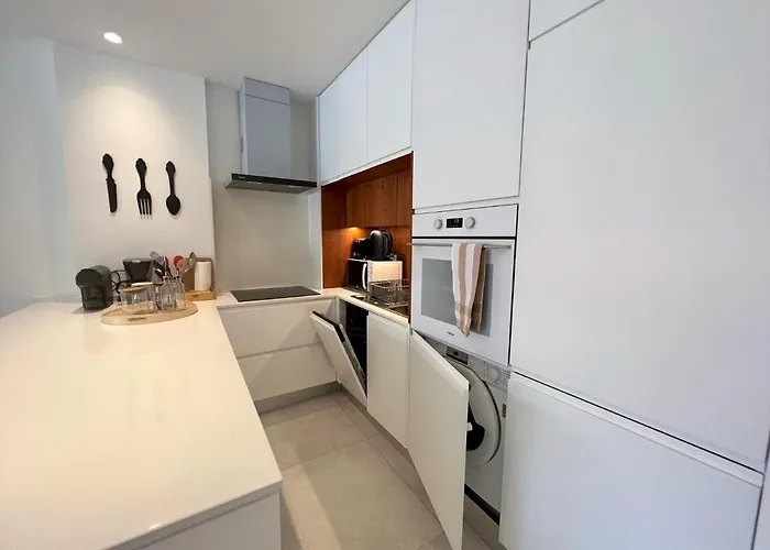 Twins 2 With Pool By Homing